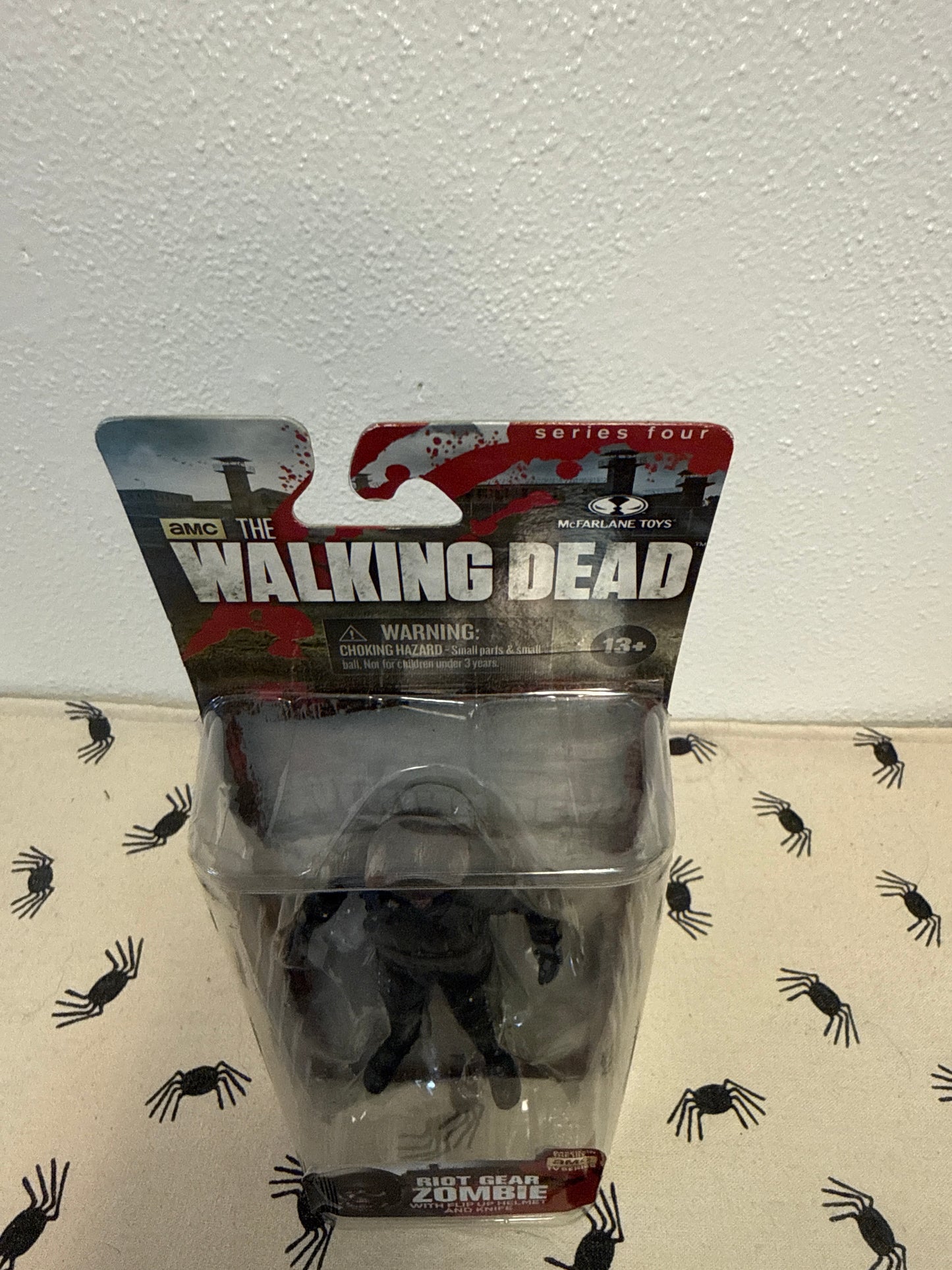 Mcfarlane The Walking Dead Riot Gear with mask Zombie Figure Unopened Authentic