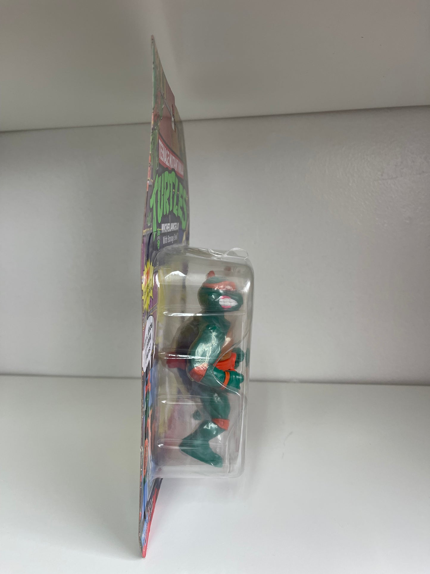 Teenage Mutant Ninja Turtles Michelangelo Figure with Storage Shell Toy NEW