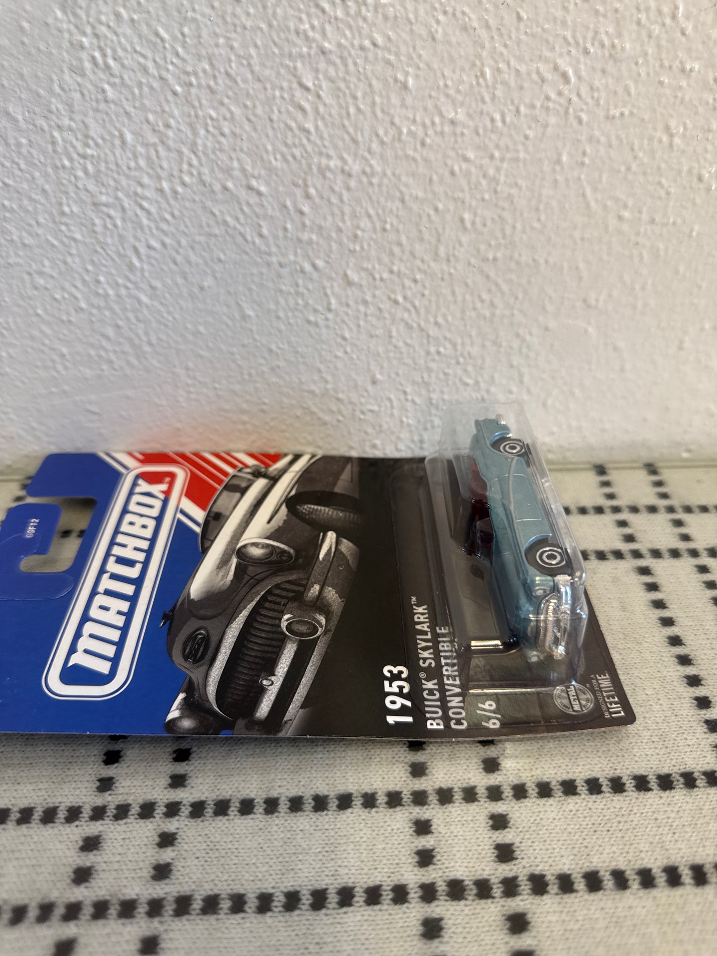 Matchbox 1953 Buick Skylark Convertible American Themed Convertibles #6/6