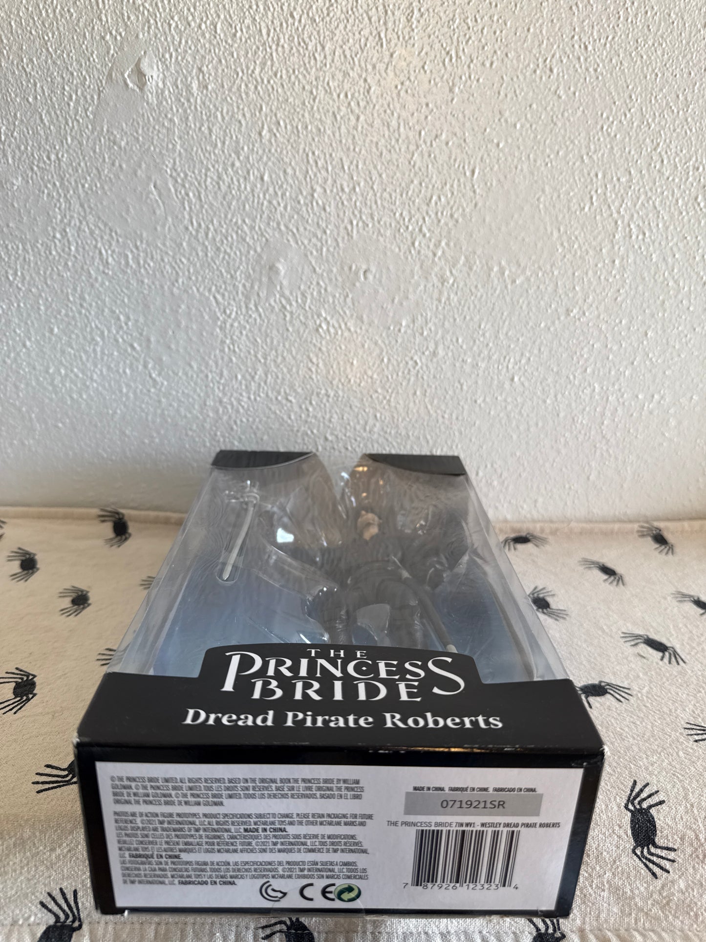 McFarlane Toys The Princess Bride Westley Dread Pirate Roberts 7" Action Figure(package damage )