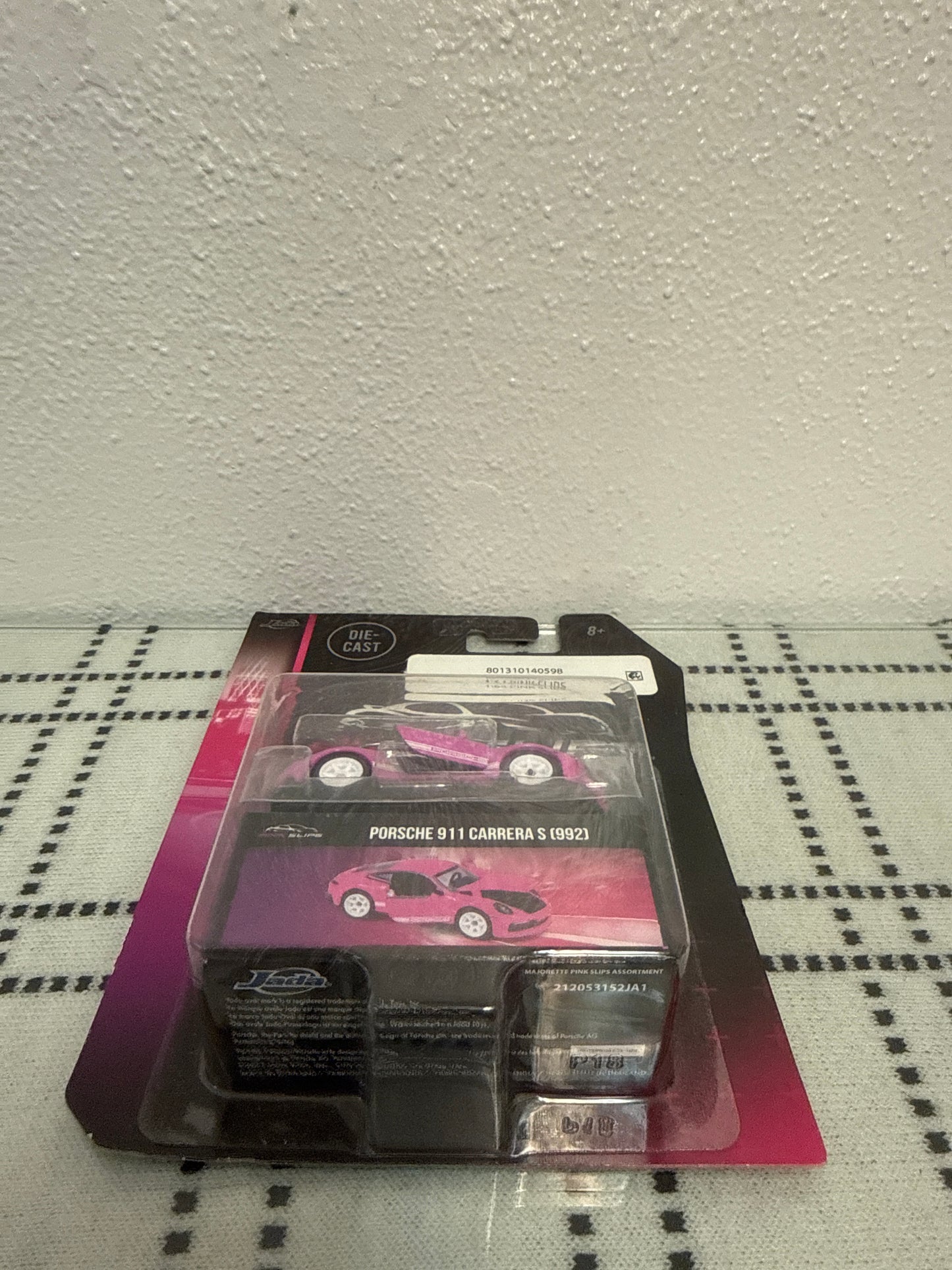 🔥Jada Toys Pink Slips PORSCHE 911 Carrera S 992 1:64 Pink🔥