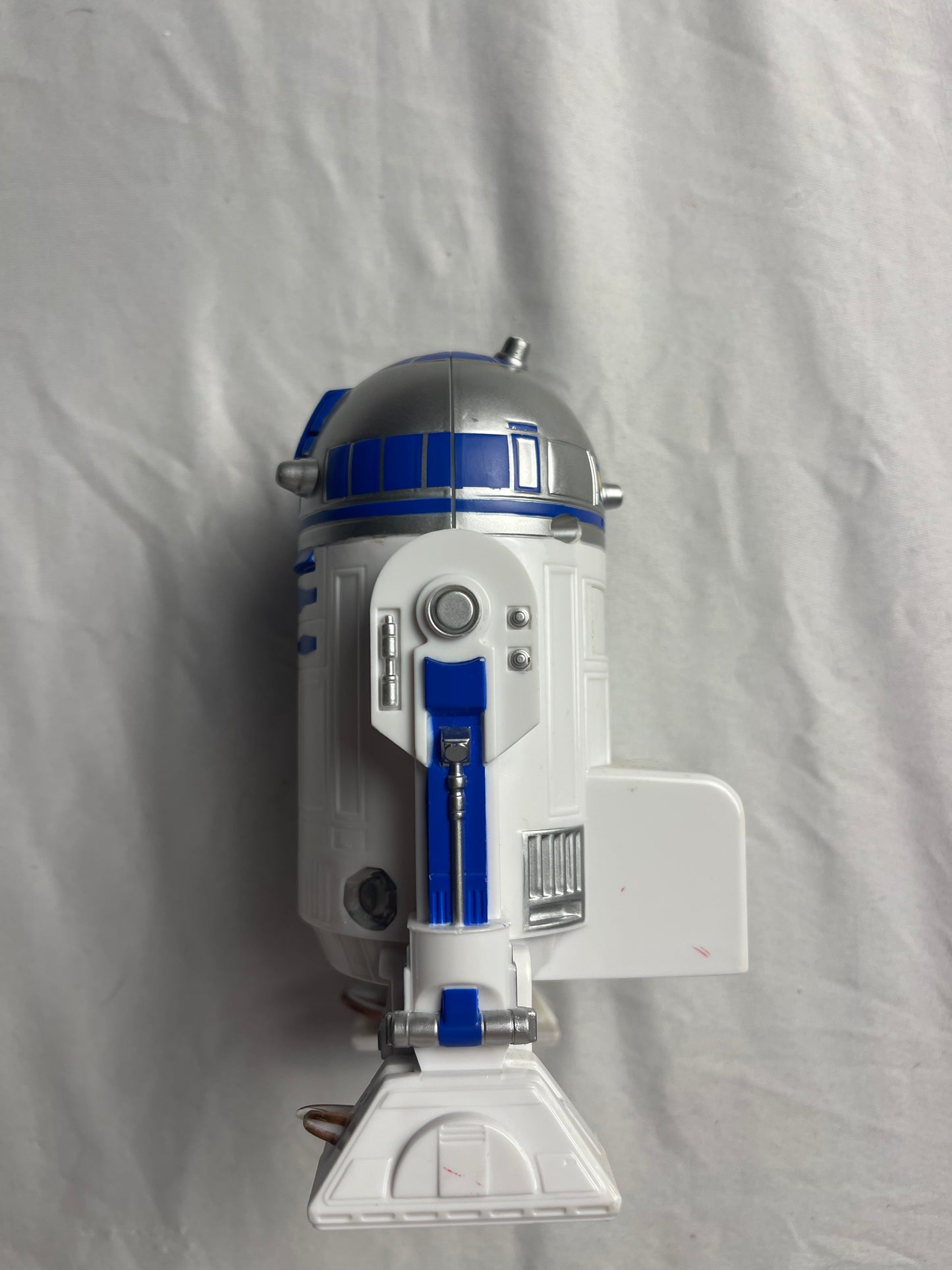 2015 Hasbro Star Wars R2-D2 4” & C3PO 10” Figures