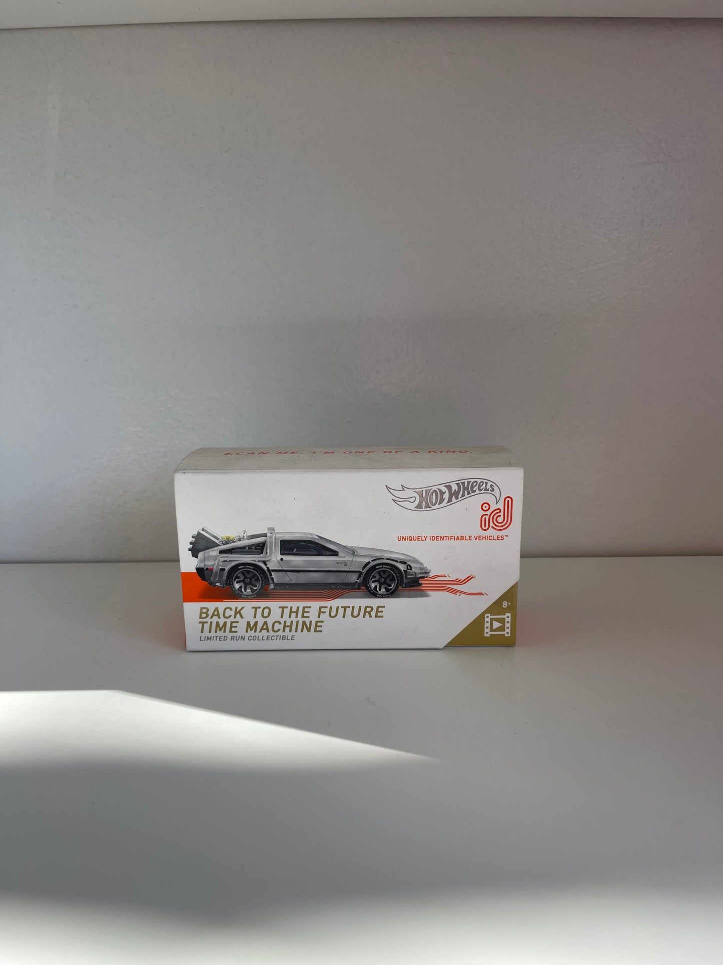 2019 Hot Wheels id Series 1 - HW Screen Time Back To The Future Time Machine