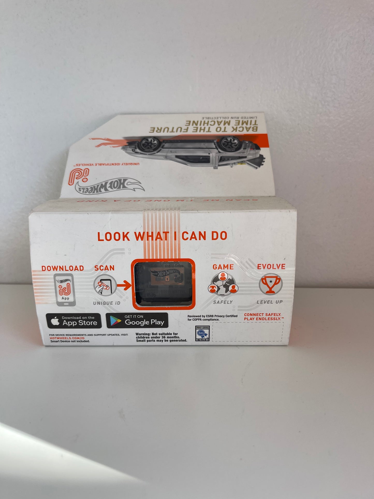 2019 Hot Wheels id Series 1 - HW Screen Time Back To The Future Time Machine