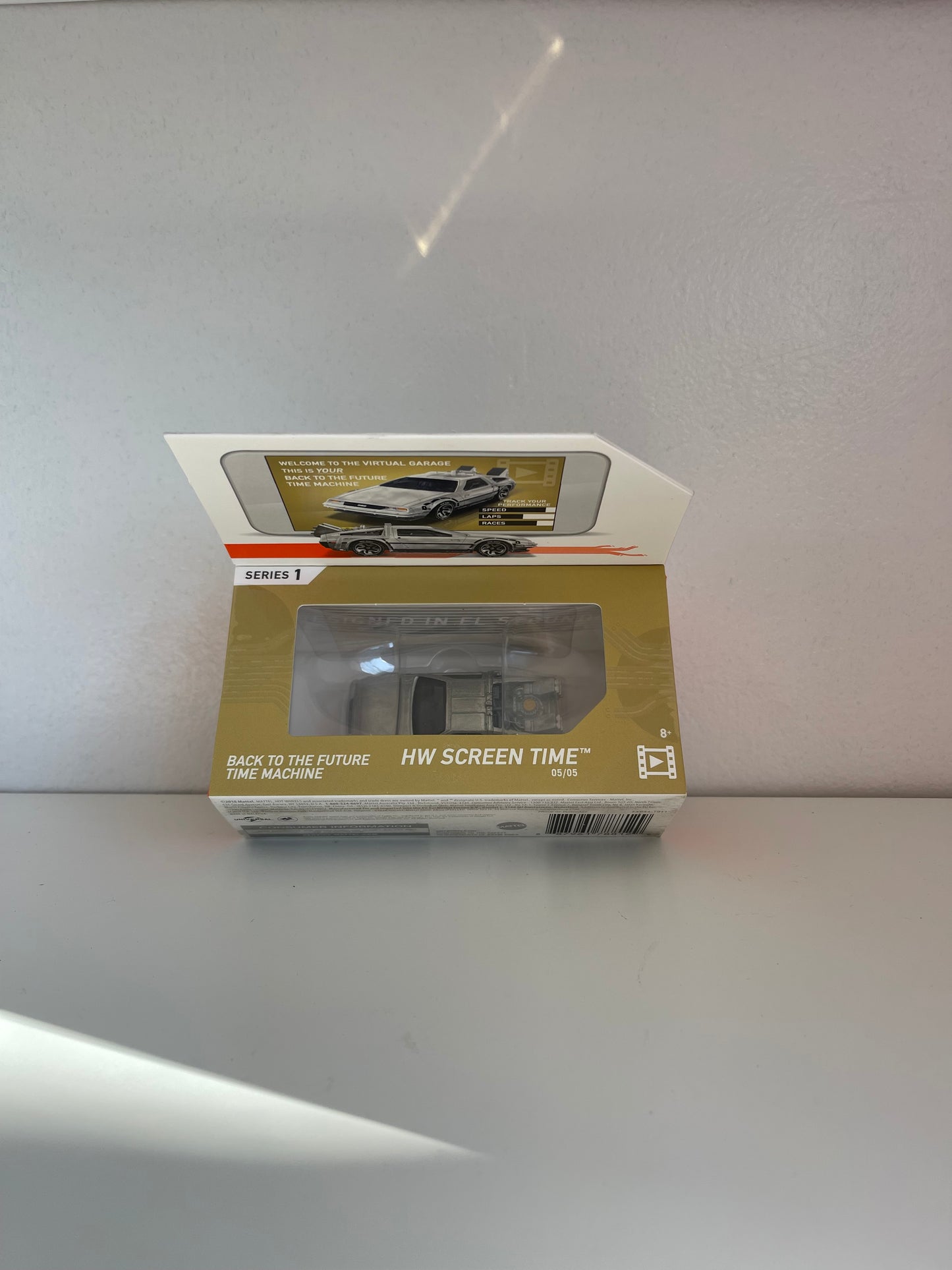 2019 Hot Wheels id Series 1 - HW Screen Time Back To The Future Time Machine