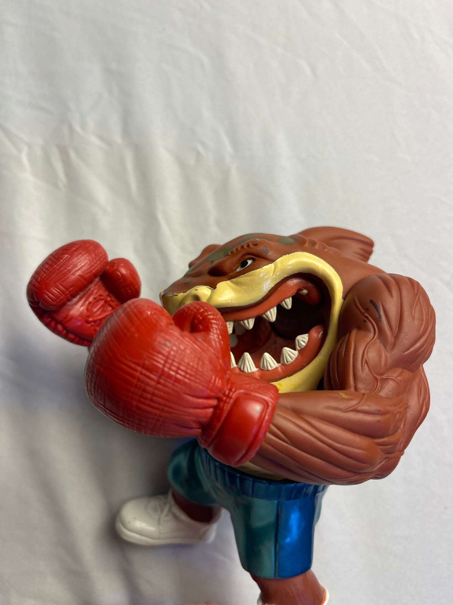 Street Sharks - Big Slugger Slammu - Boxing Shark Figure - 1995 - Mattel