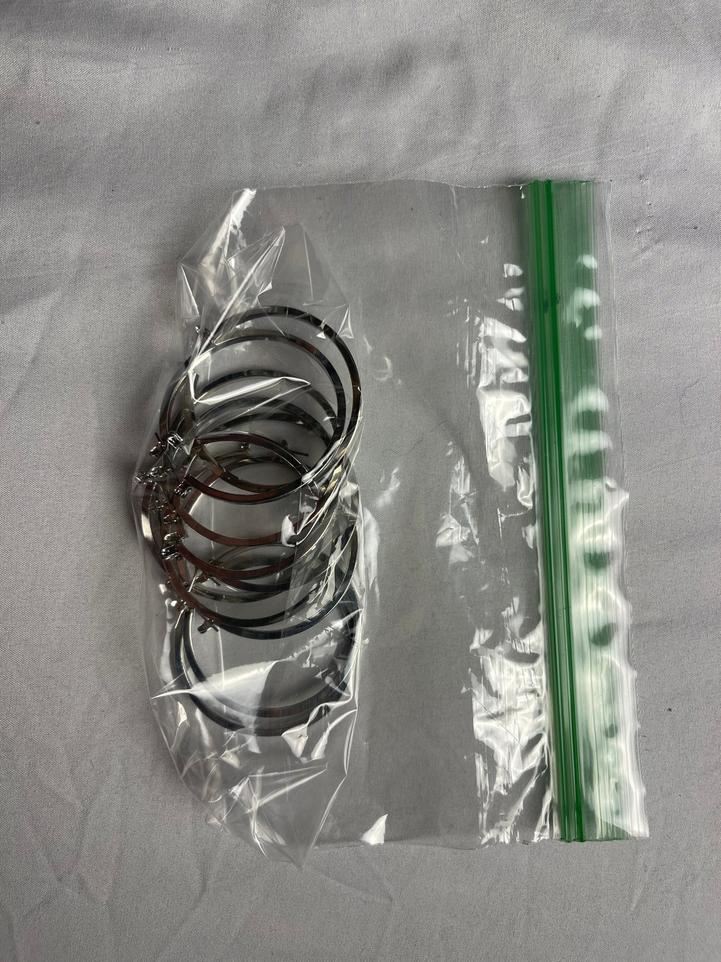 Women’s stylish hooped earrings LOT all silver all the same size