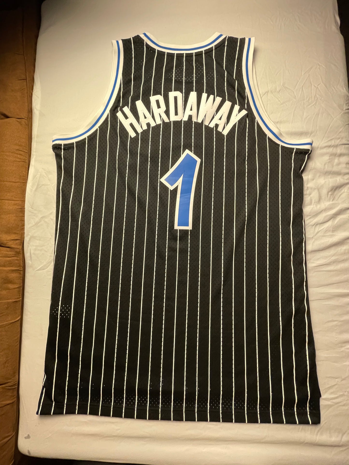 Adidas (XL) Anfernee (penny) Hardaway or Orlando Magic jersey