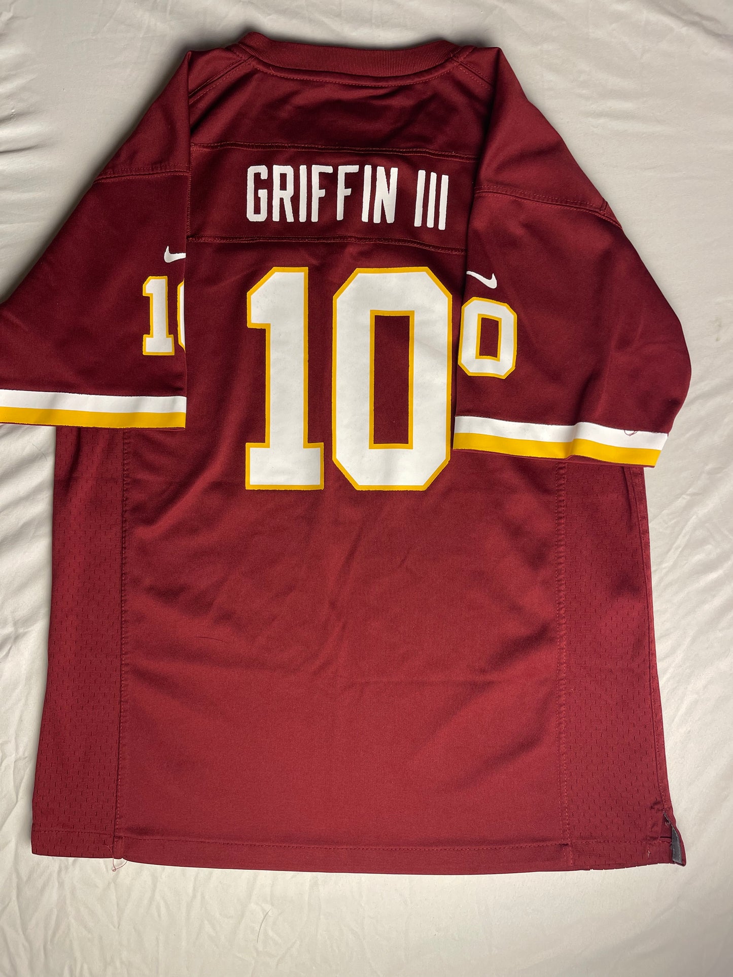 Nike #10 (RG3) Washington Redskins jersey size (youth)XL