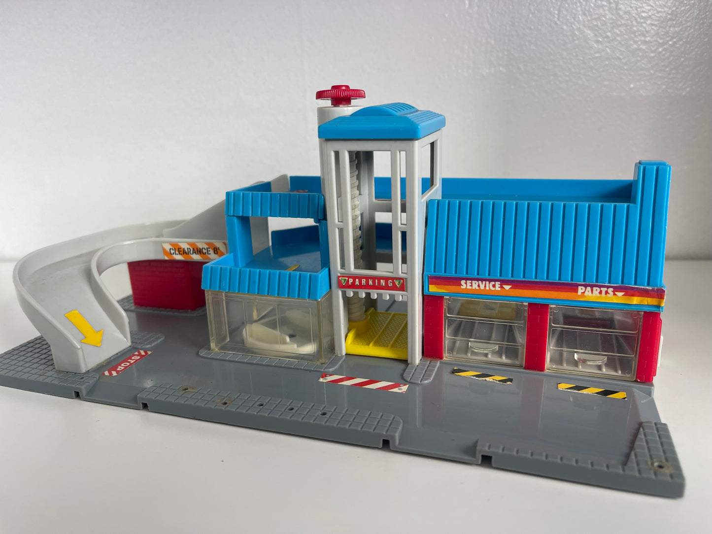 Vintage 89’ Galoob Micro Machines Service City Playset