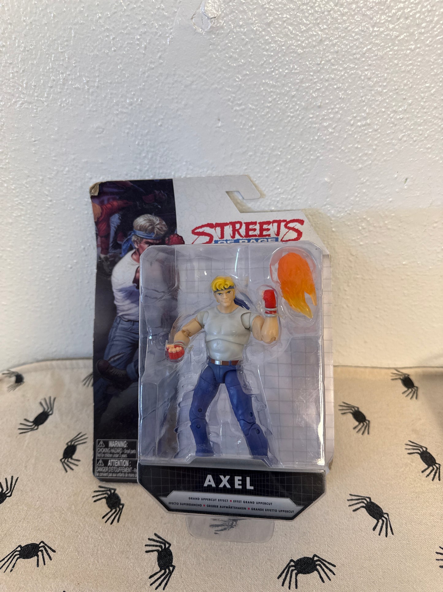 Jakks Pacific Sega Streets of Rage Axel 4 Inch Action Figure New in Package(package sun faded and damaged )