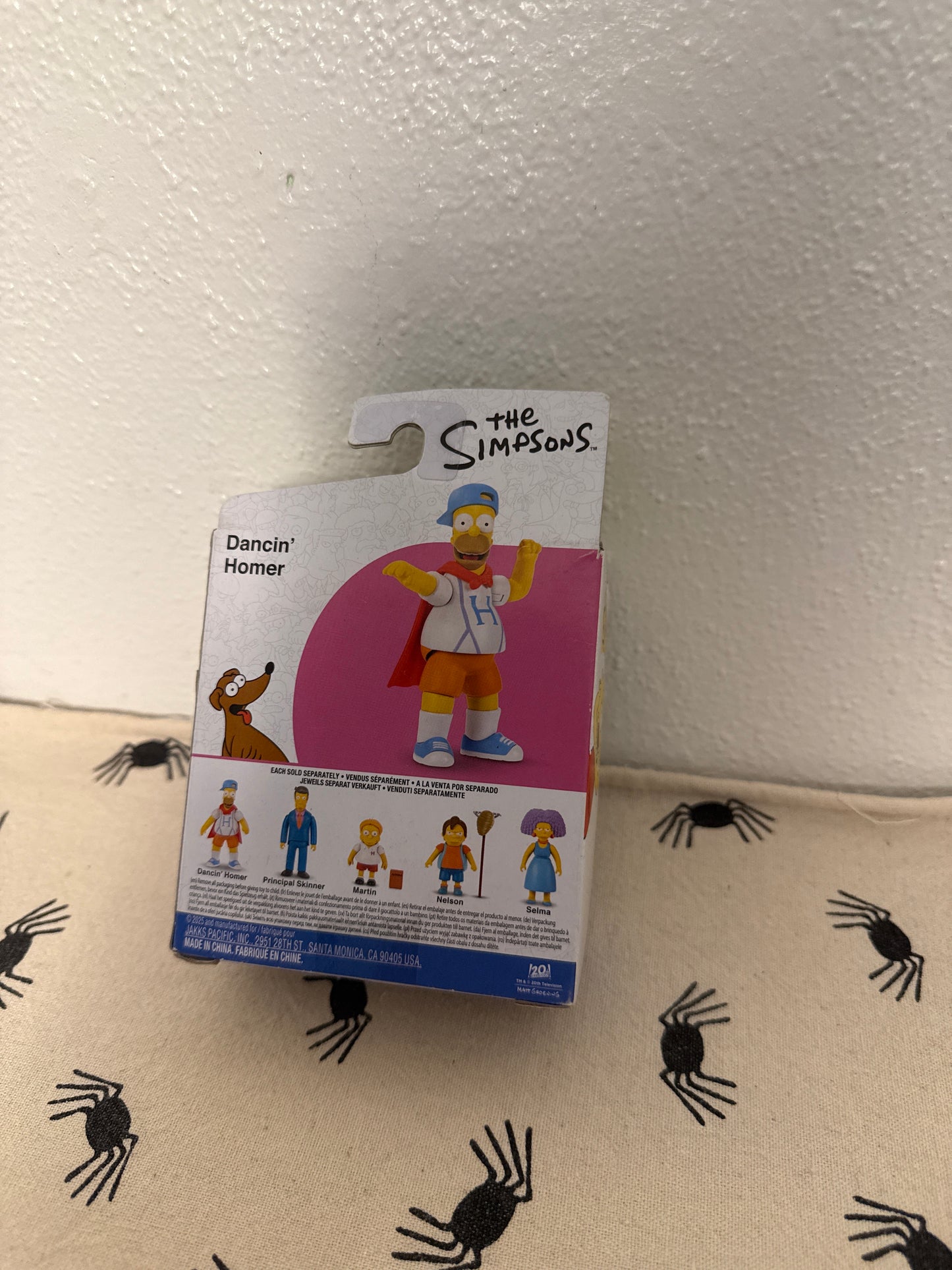 Dancin’ Homer Simpson 2.5" Figure – Jakks Pacific New in Box – (sun faded)(package damage )