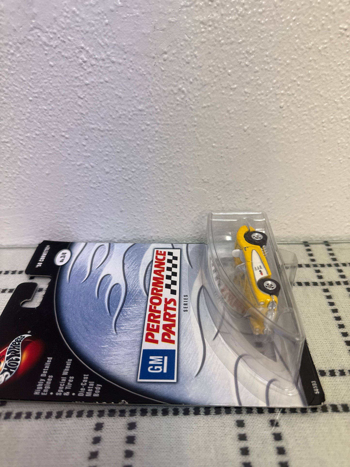 Hot Wheels PREFERRED PERFORMANCE PARTS '58 Corvette 3/4 (Yellow)