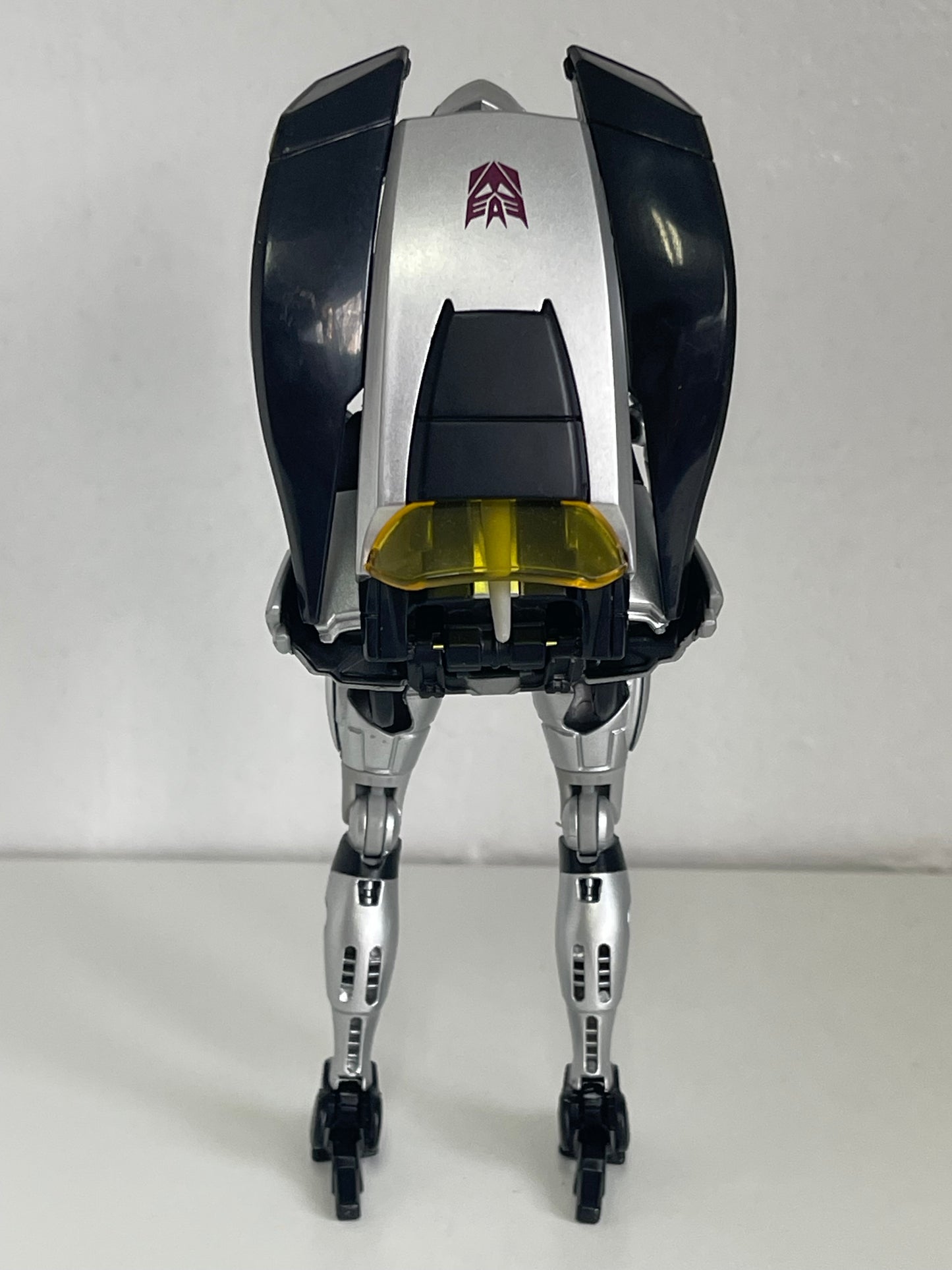 Transformers Legends series LG15 Night Bird Shadow Action Figure Takara Tomy