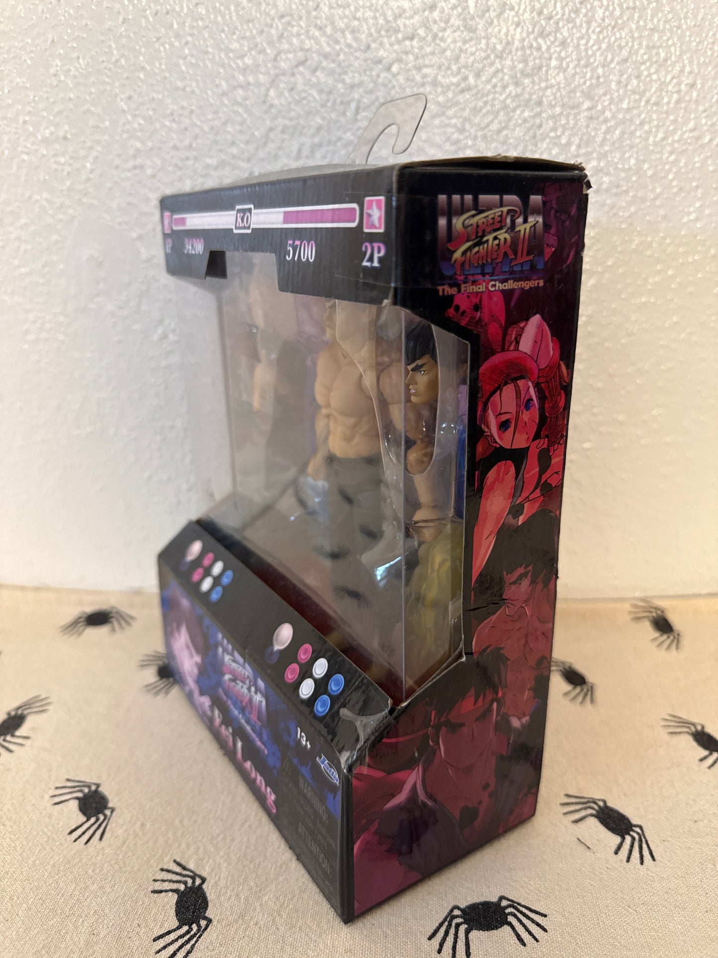 Street Fighter II- The Final Challengers (2025) FEI LONG 6" Figure w/Accessories(sun faded damage package )
