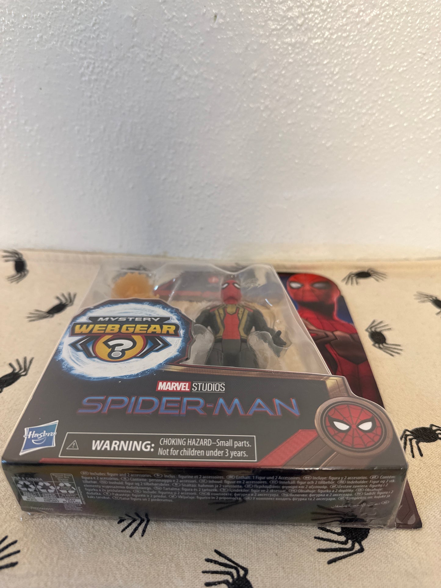 Marvel Spider-Man Mystery Web Gear Iron Spider Integrated Suit