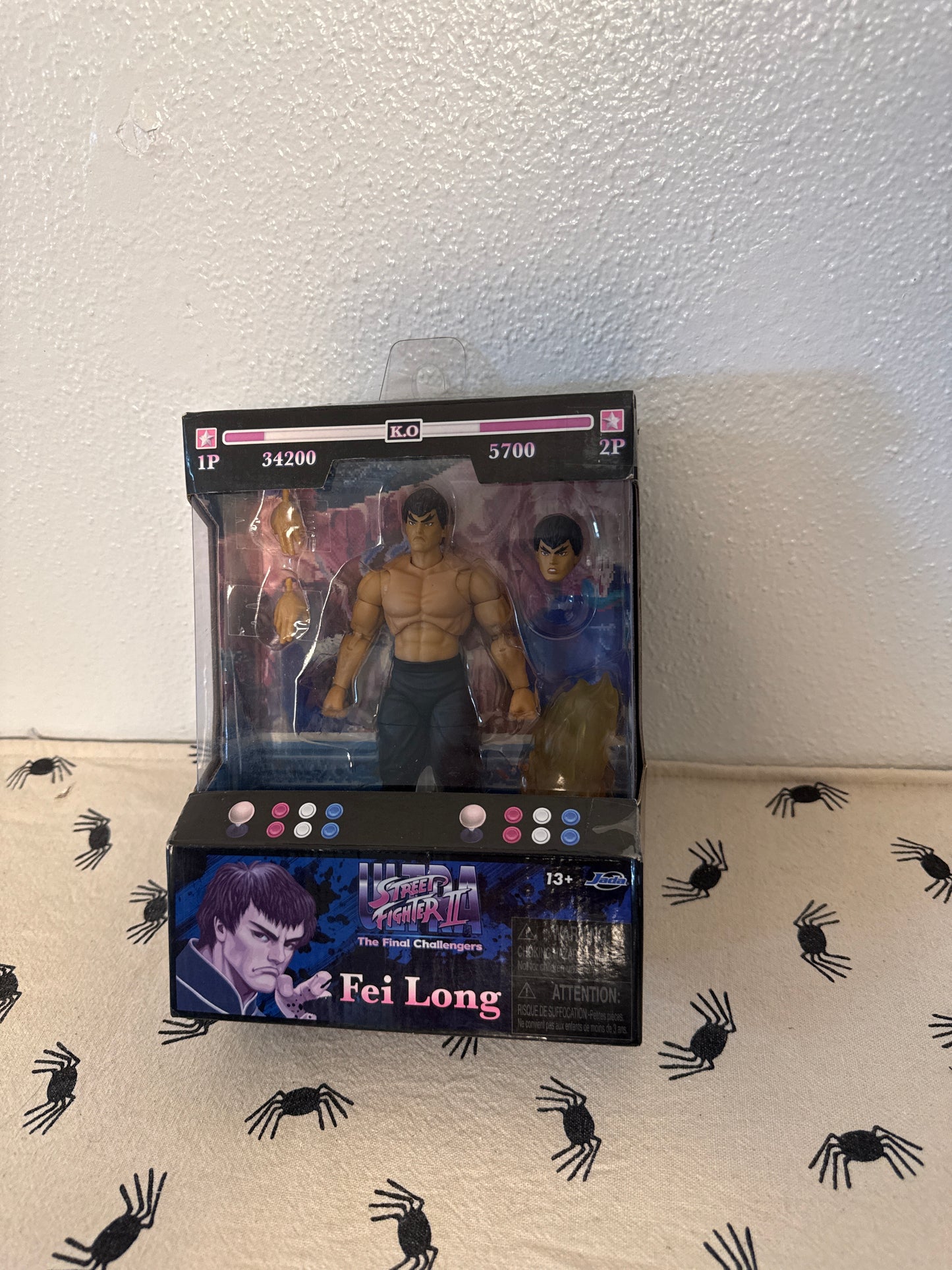 Street Fighter II- The Final Challengers (2025) FEI LONG 6" Figure w/Accessories(sun faded damage package )