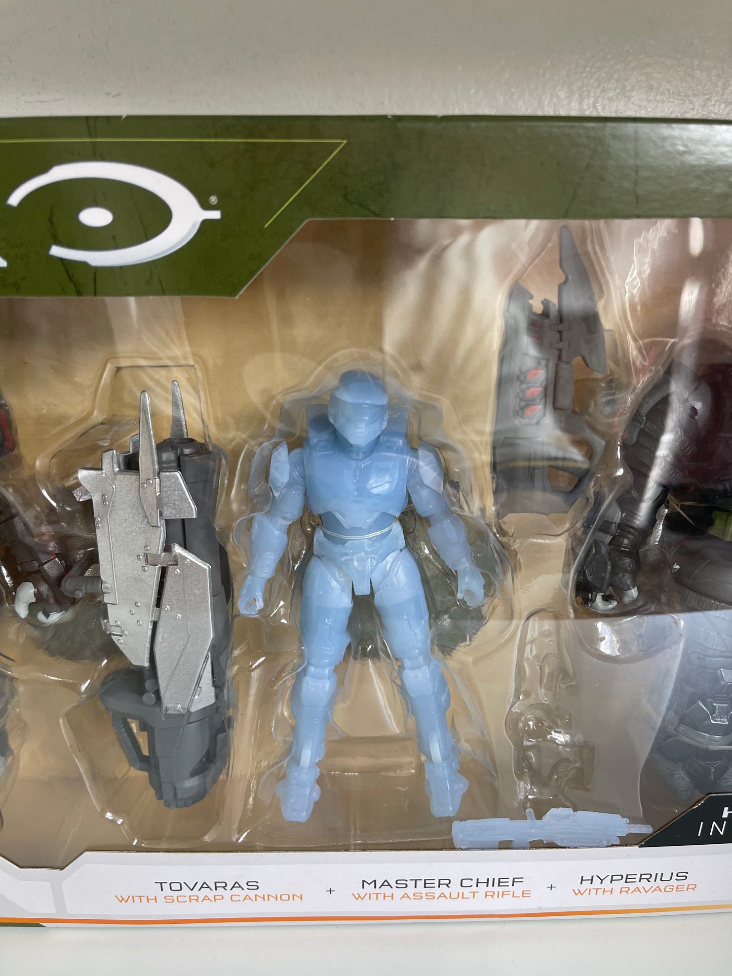 NEW HALO Infinite 4 inch Action Figure 3 Pack: Tovaras, Master Chief, Hyperius
