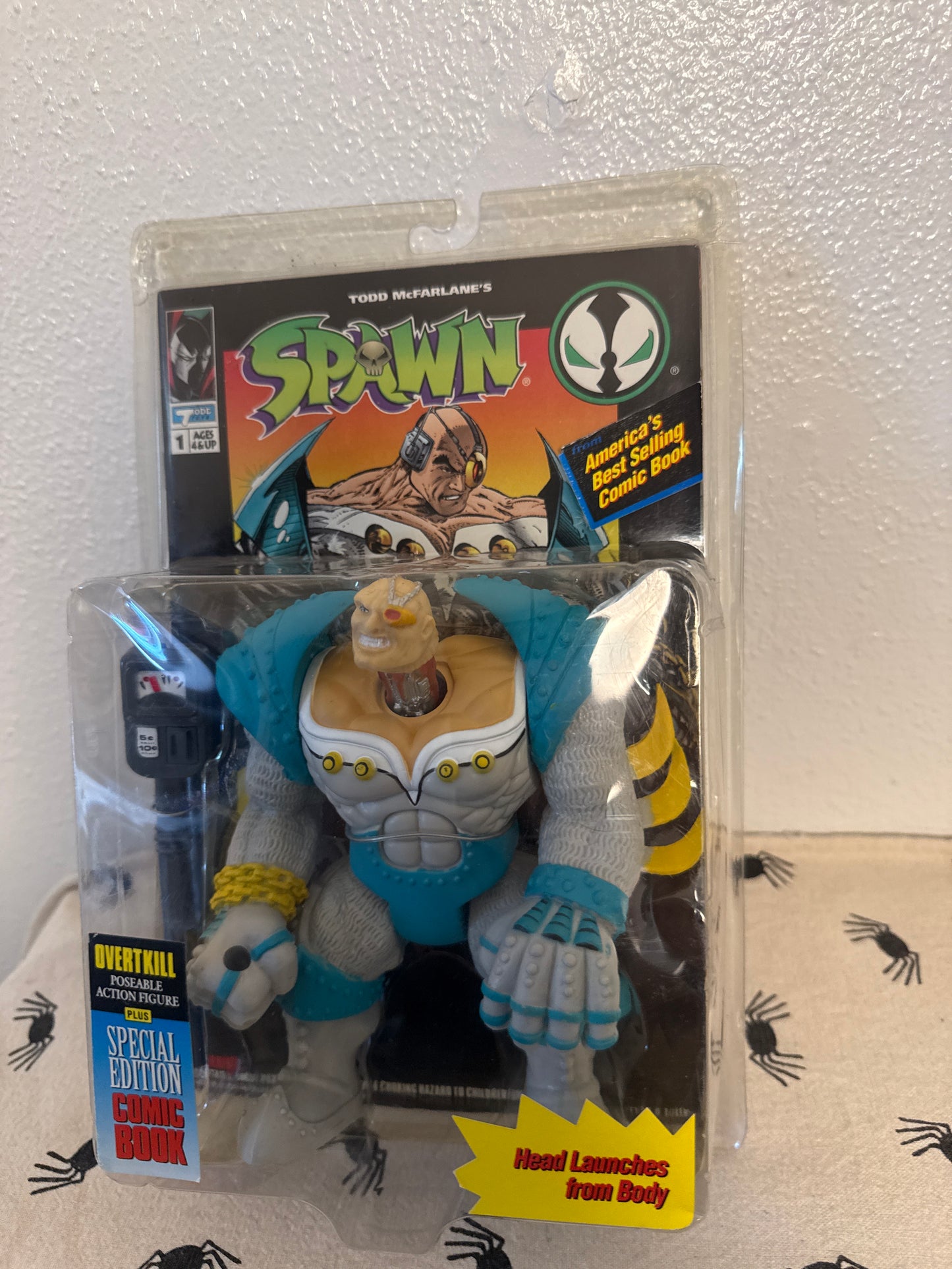 McFarlane Spawn Series 1 Action Figure Overkill  and Comic Book NEW (package yellowing )