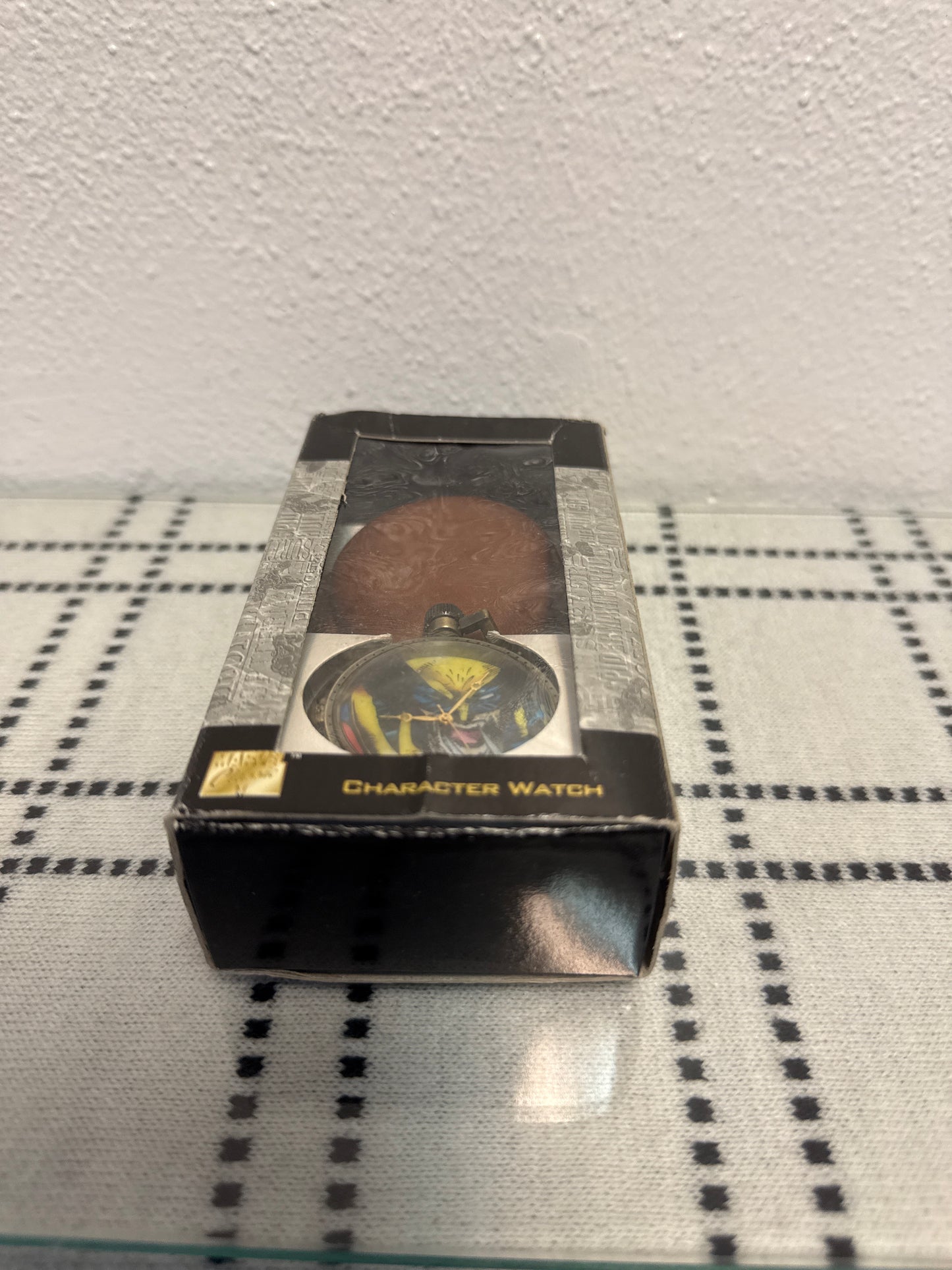1996 Marvel Classics Wolverine Pocket Watch w/ Leather Case Brand New Artwatch