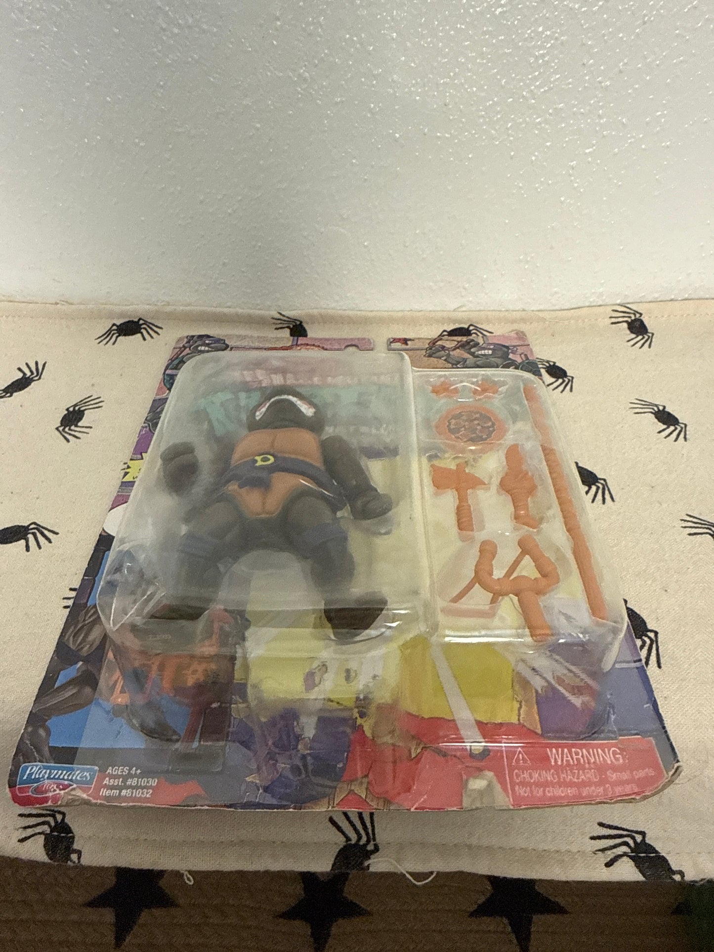 Teenage Mutant Ninja Turtles Donatello Storage Shell Action Figure Retro 2022(sun fade )(damaged package)