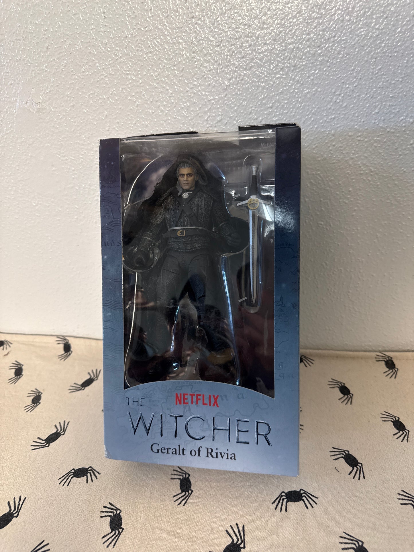 McFarlane Toys The Witcher (Netflix) Geralt of Rivia 7" Action Figure with (damage package )