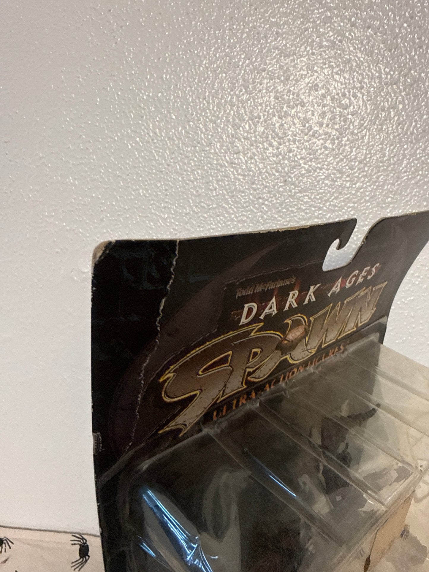 McFarlane Toys Spawn Dark Ages The Spellcaster Action Figure 1998 Series 11(package damaged )