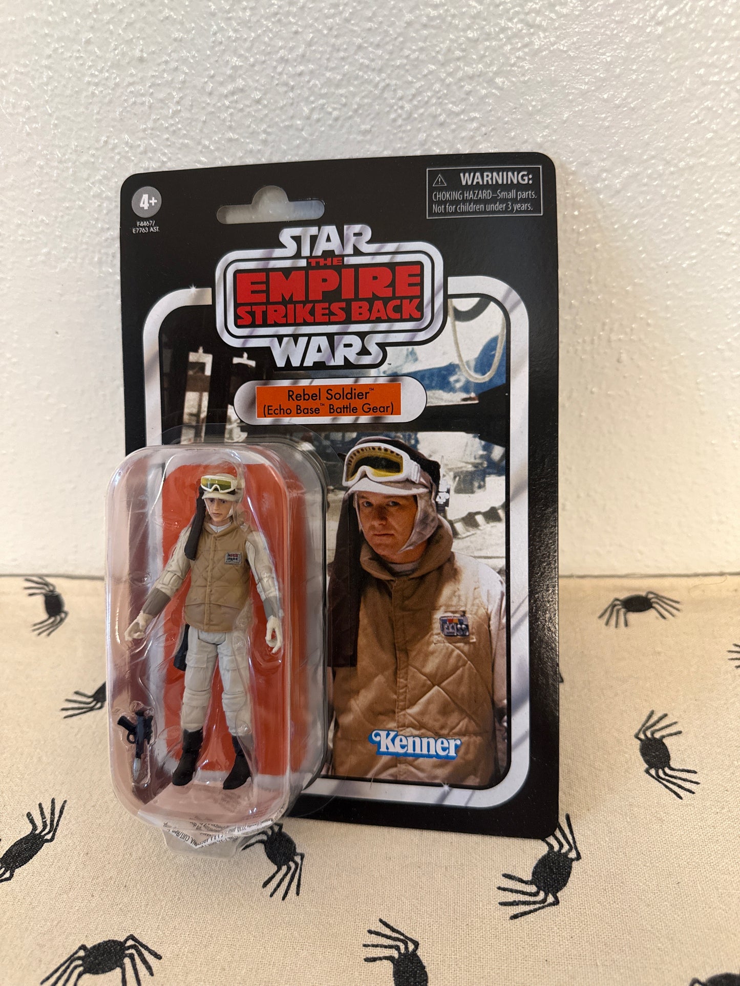 Star Wars Vintage Collection Hoth Rebel Soldier Echo Base Hasbro MOC