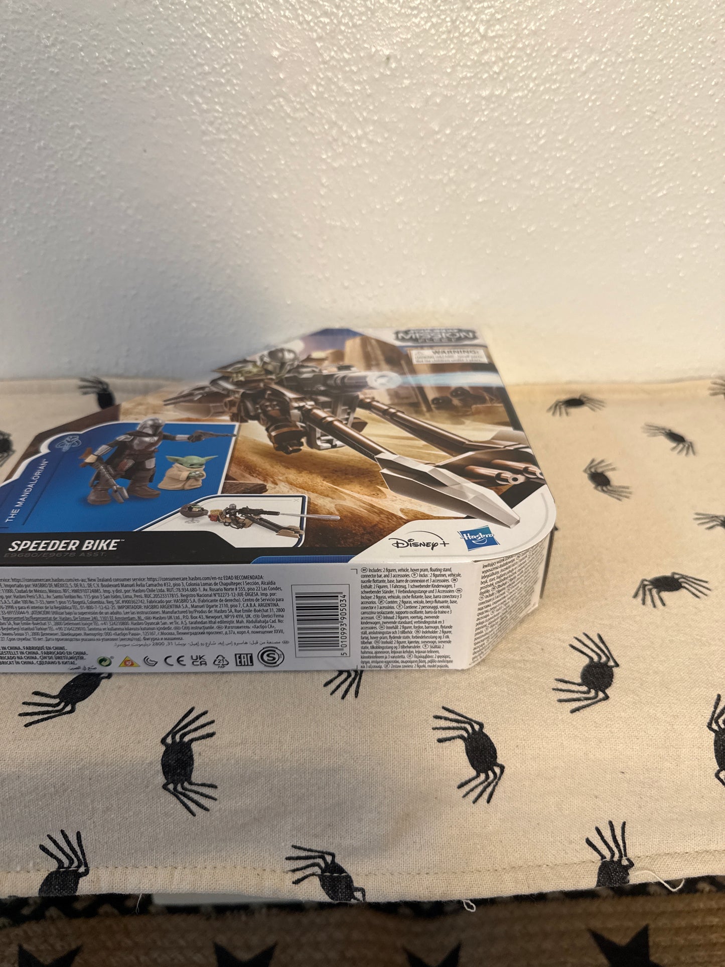 Star Wars Mission Fleet Speeder Bike Mandalorian Child Grogu Action Figure NIB