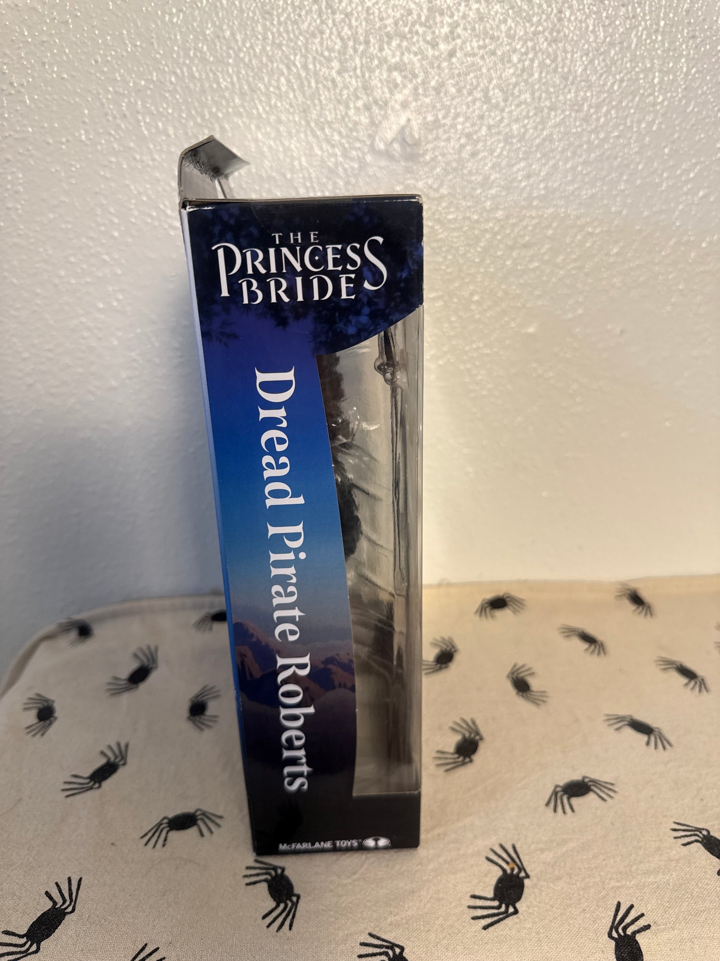 McFarlane Toys The Princess Bride Westley Dread Pirate Roberts 7" Action Figure(package damage )