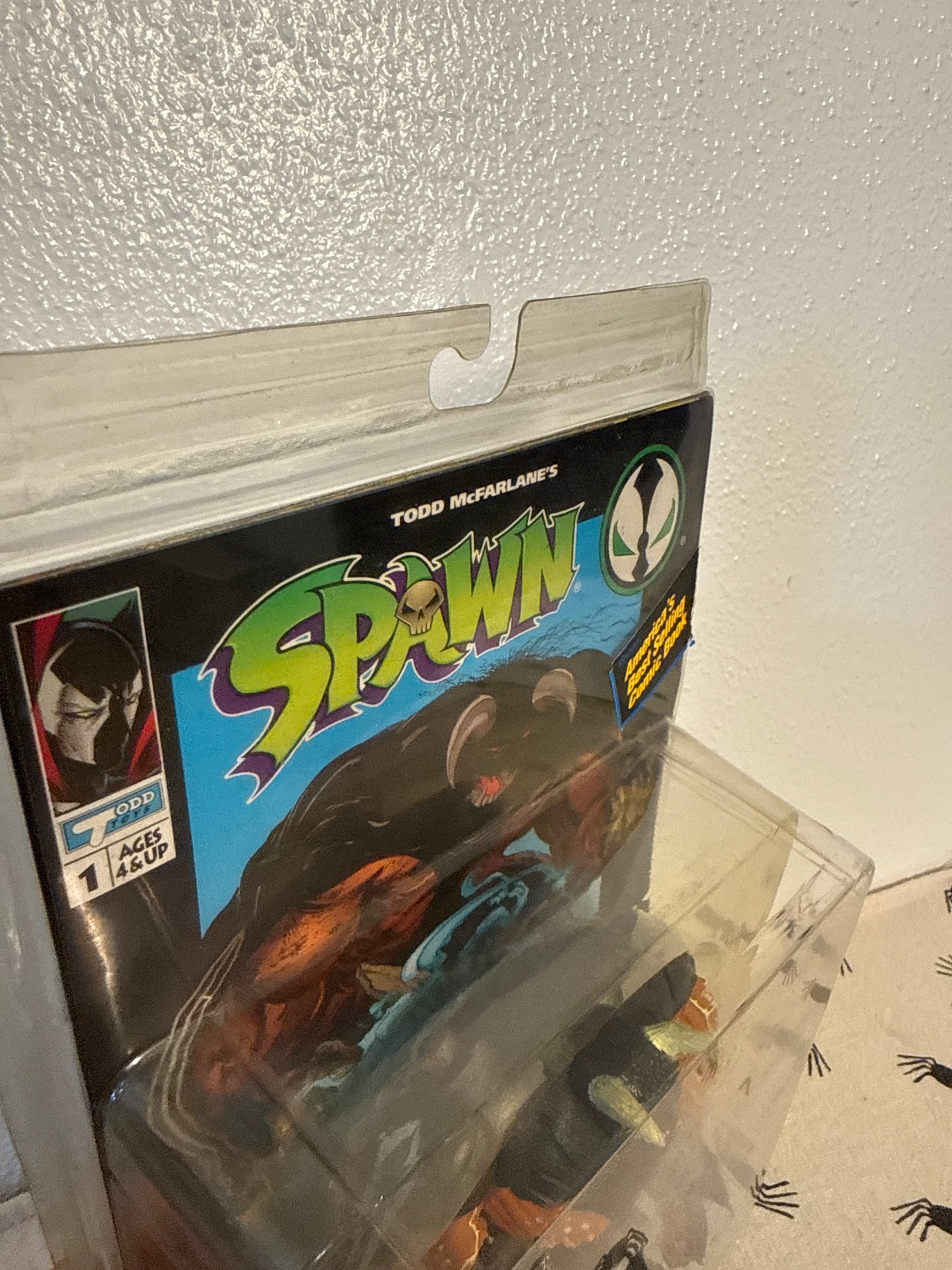 1994 McFarlane Toys Spawn Tremor Series 1 Action Figure W/ Comic Book